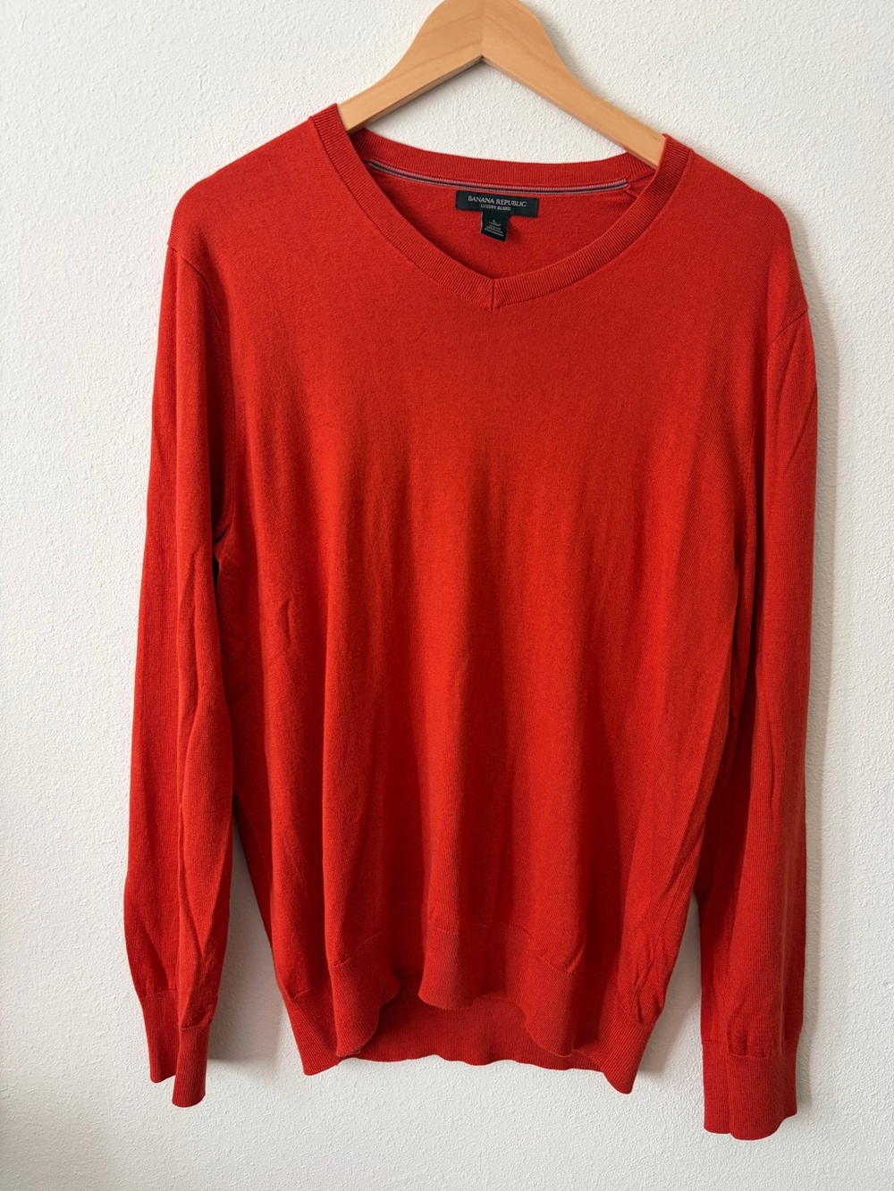 Banana Republic Luxury Blend Silk Cashmere V-Neck Sweater Men's Size L